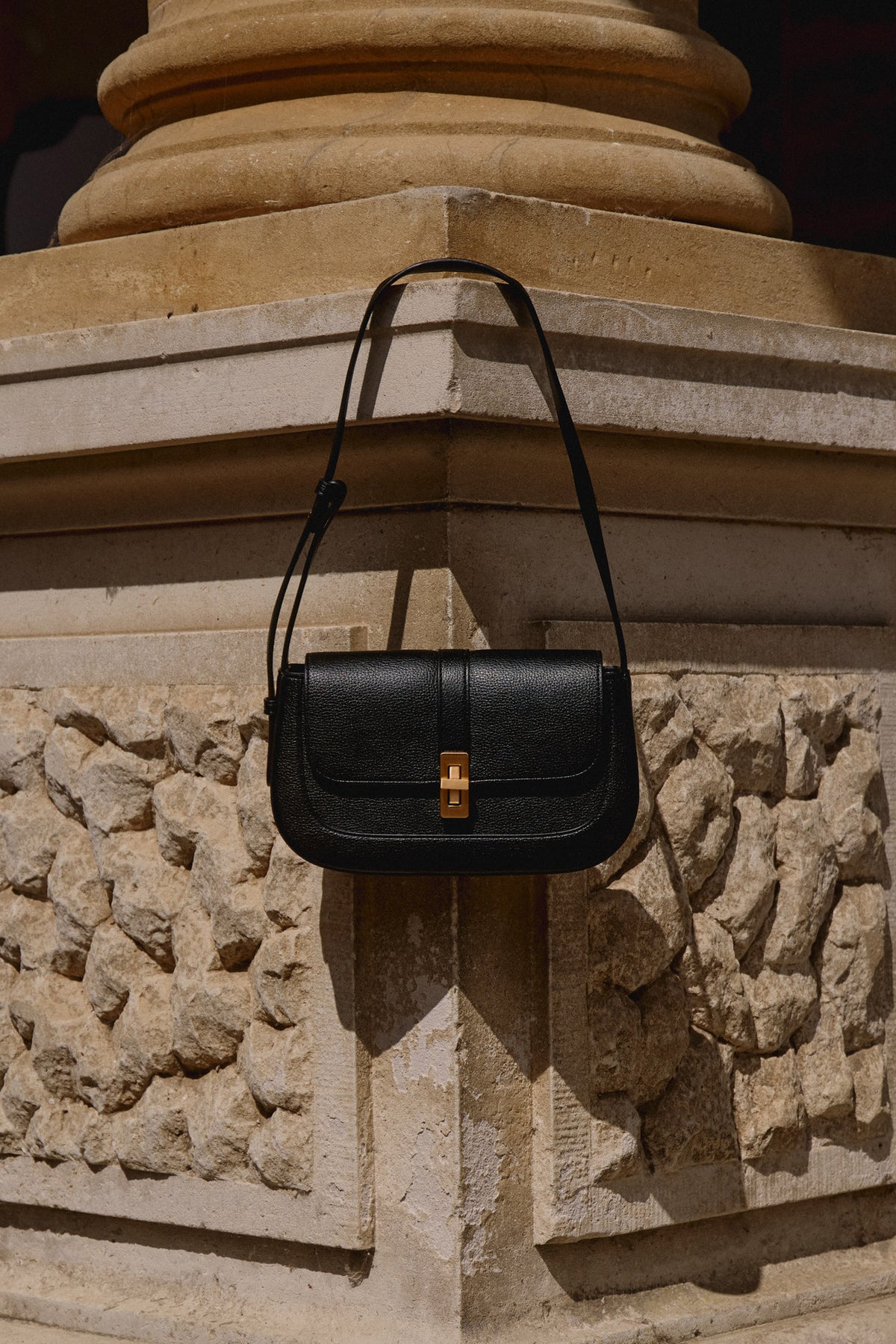 Firenze · Baguette S Black (Gold)