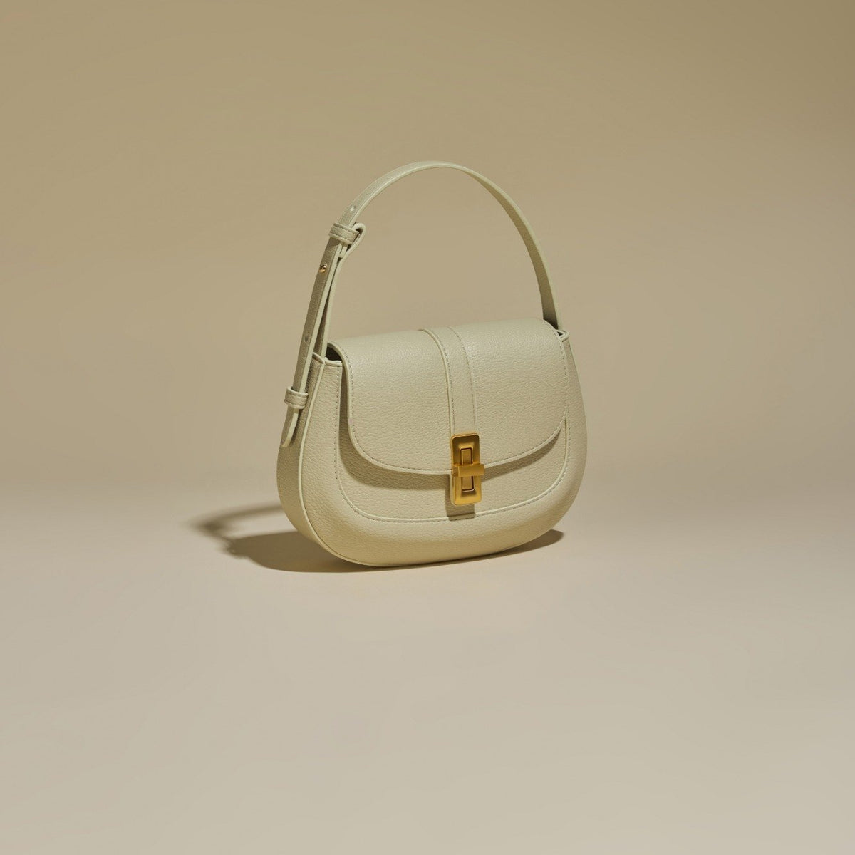 Firenze · Amanda S Ivory (Gold)