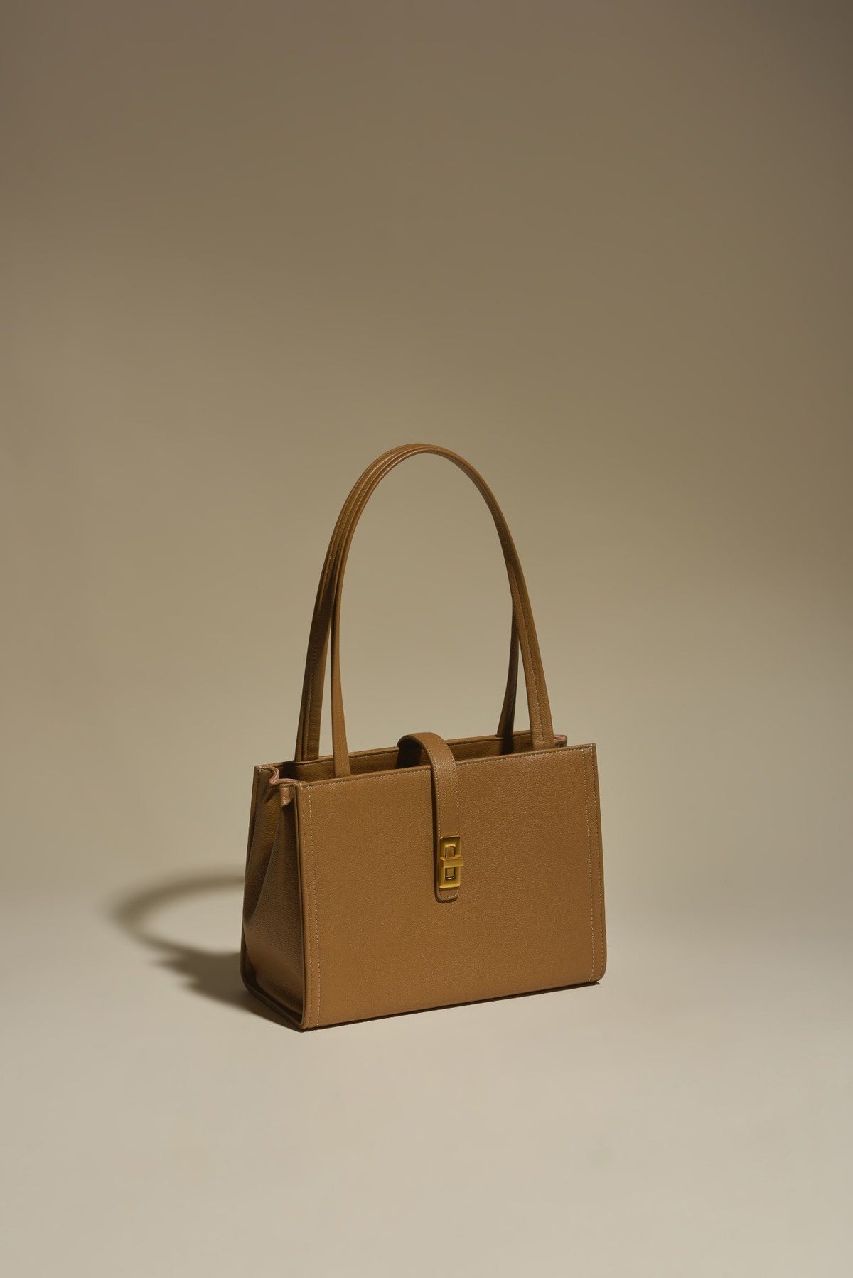 Firenze · Matilda M Camel (Gold)