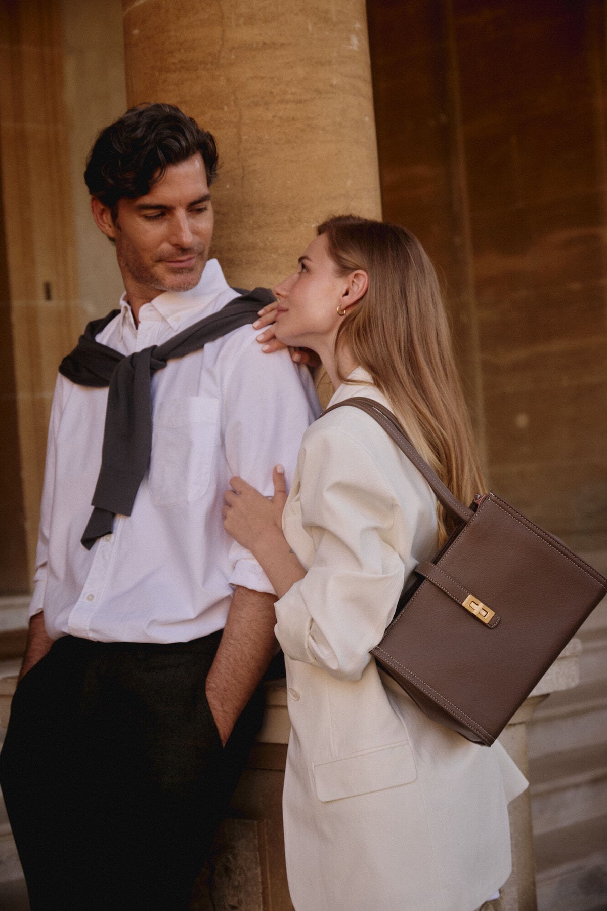 Firenze · Matilda M Walnut (Gold)