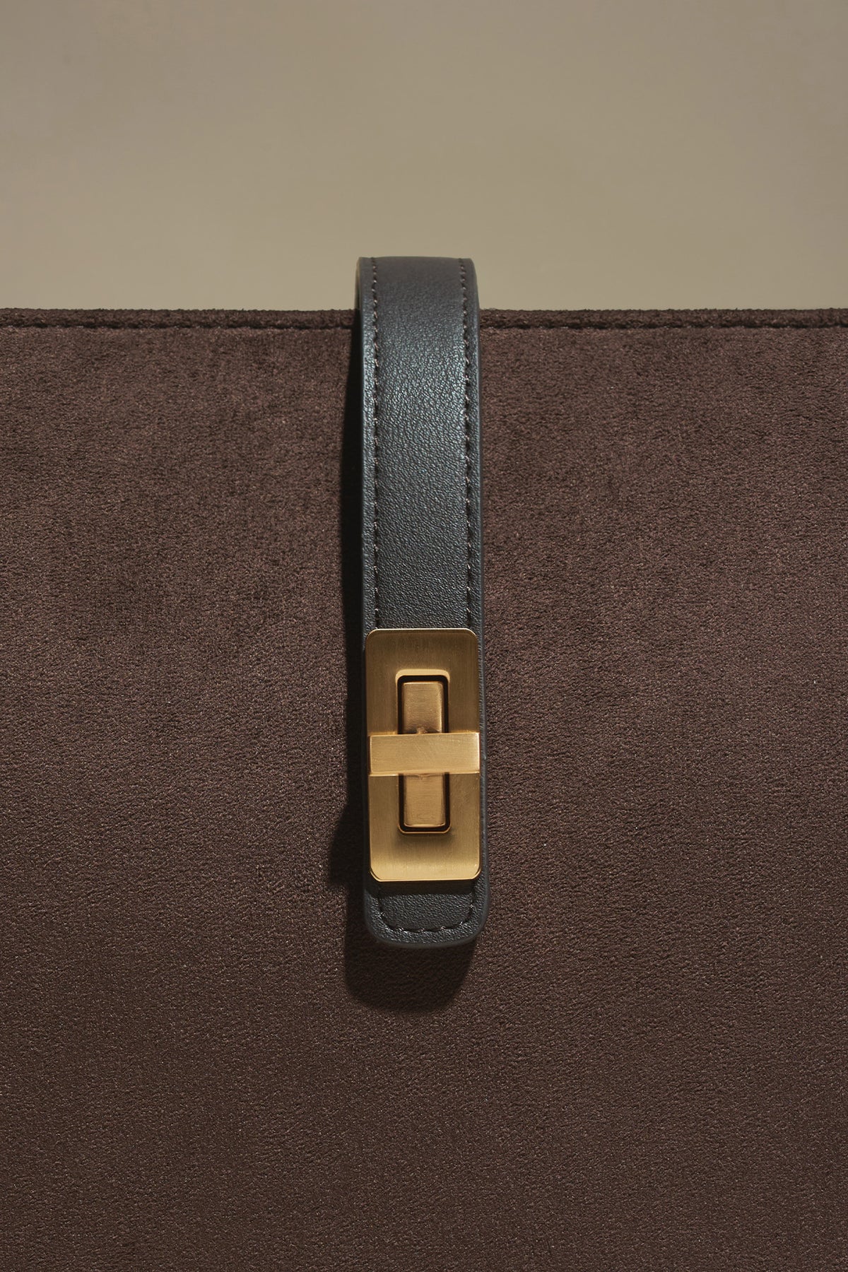 Suede · Matilda M Suede Walnut