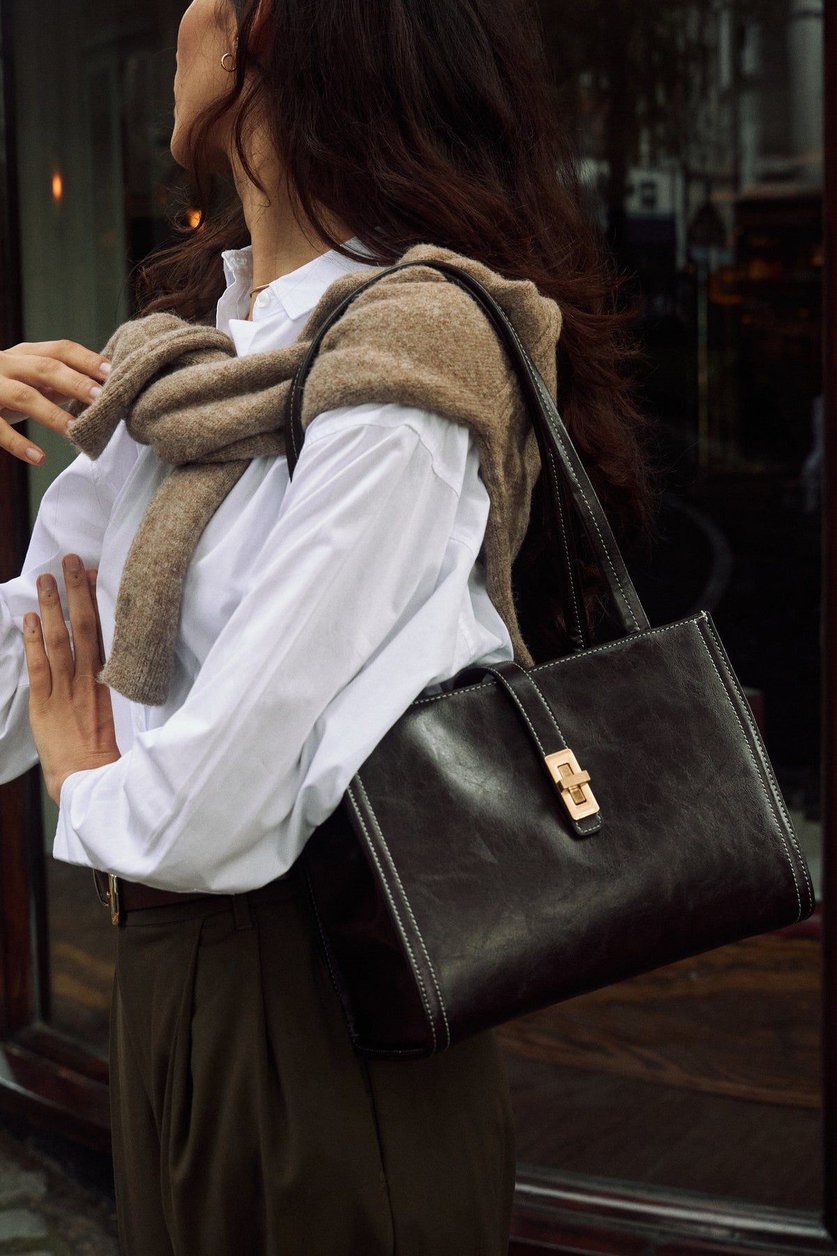 Classic · Matilda M Dark brown (stitch)