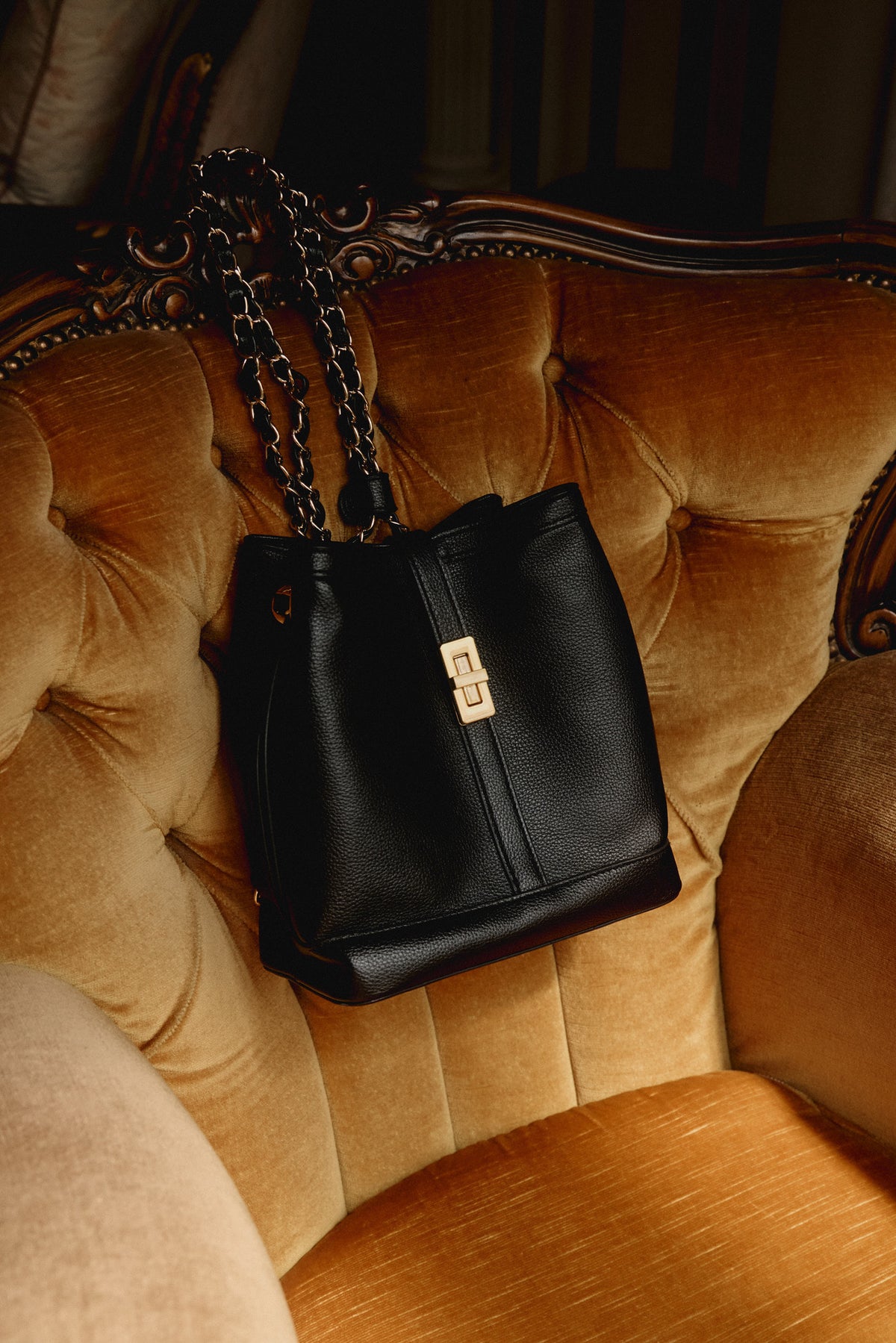 Firenze · Carol Backpack Black (Gold)