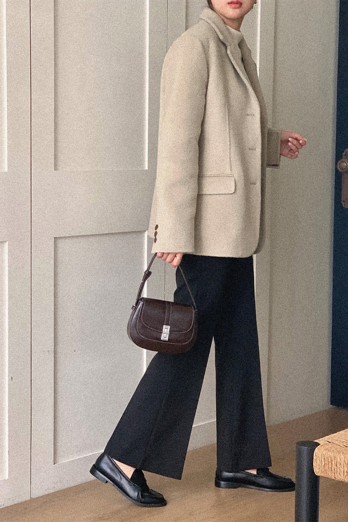 Atelier Classic · Amanda S Dark brown (stitch)