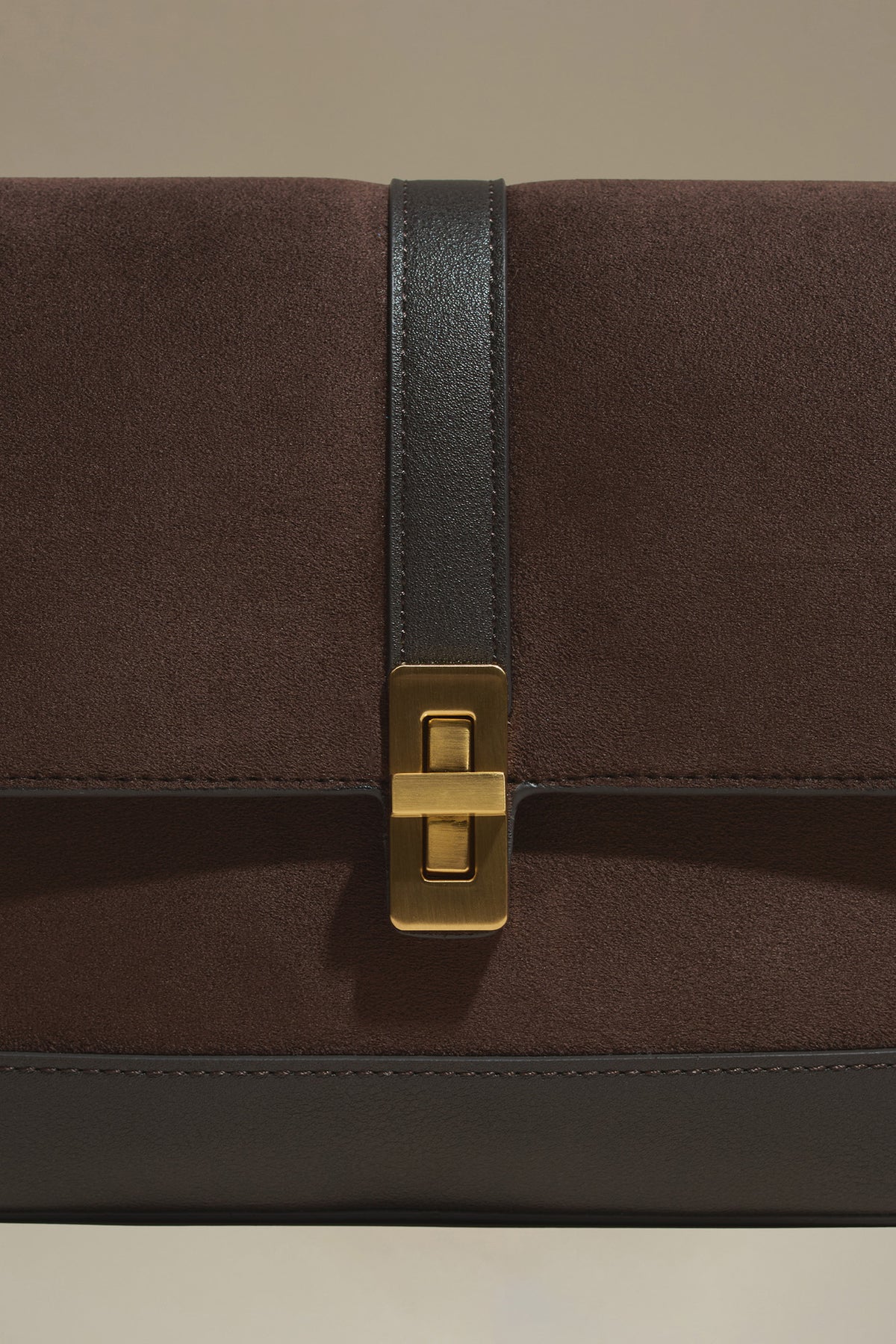 Suede · Baguette M Suede Walnut