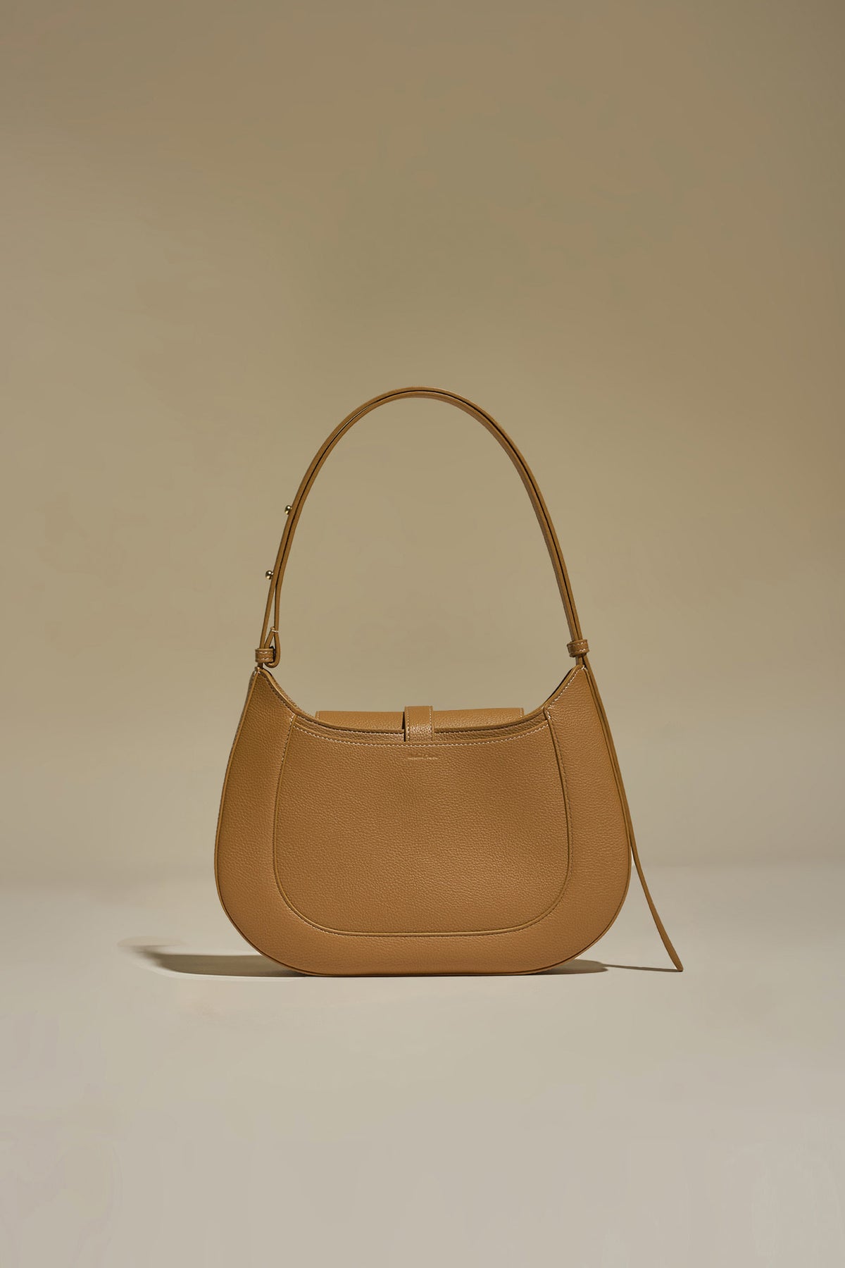 Firenze · Amanda M Camel (Gold)
