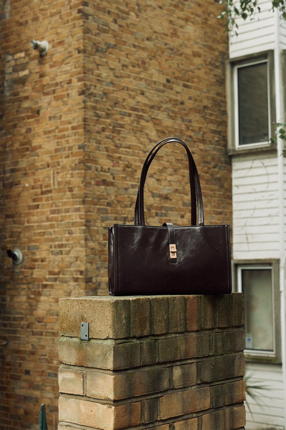 Classic · Matilda L Dark brown (stitch)