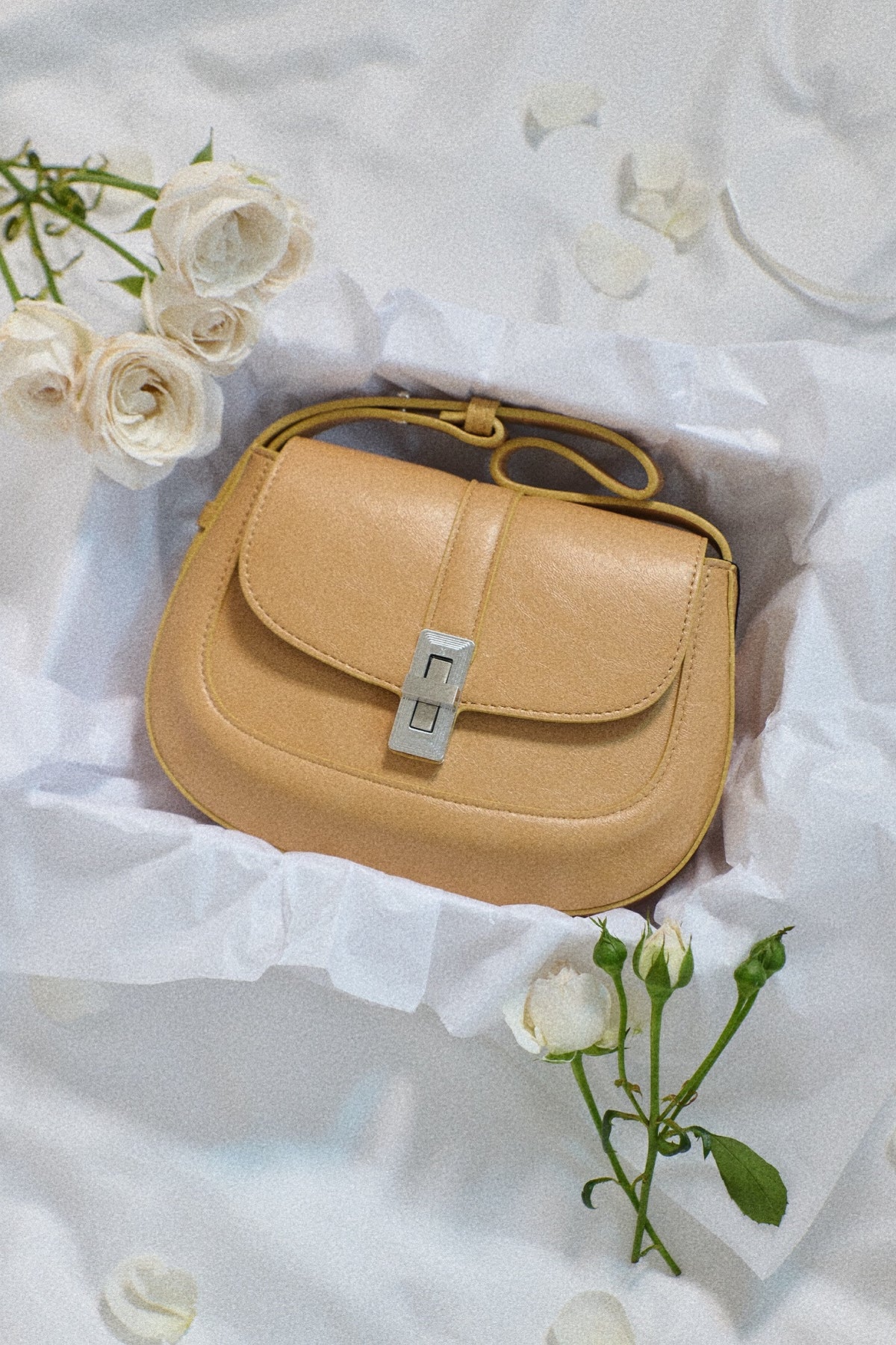 Atelier Classic · Amanda S Butter yellow