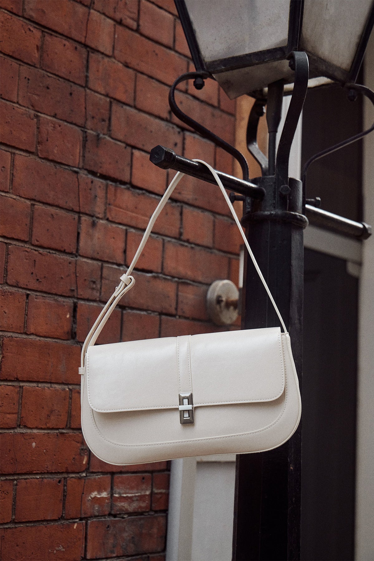 Atelier Classic · Baguette M Ivory