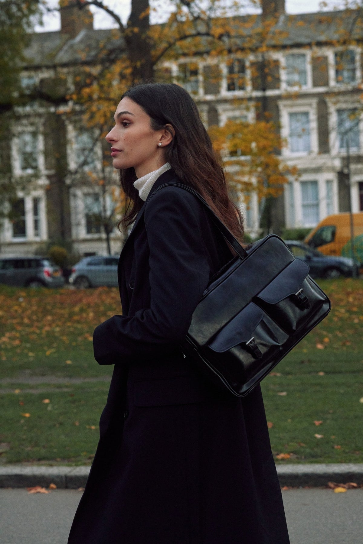 Classic · Pocket L Black