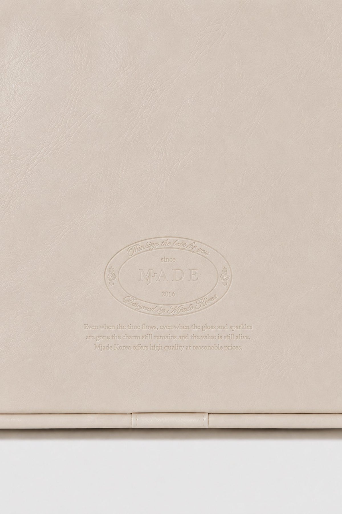 Classic · Pocket L Ivory