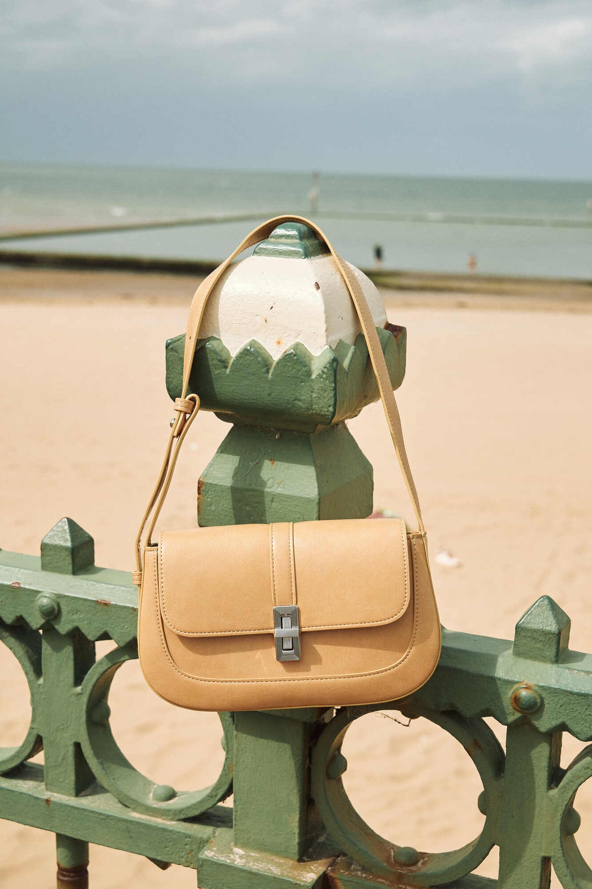 Atelier Classic · Baguette S Butter yellow