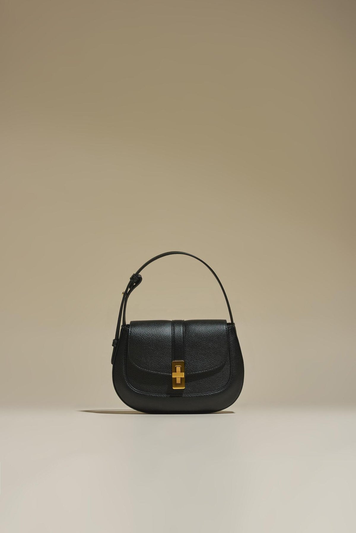 Firenze · Amanda S Black (Gold)