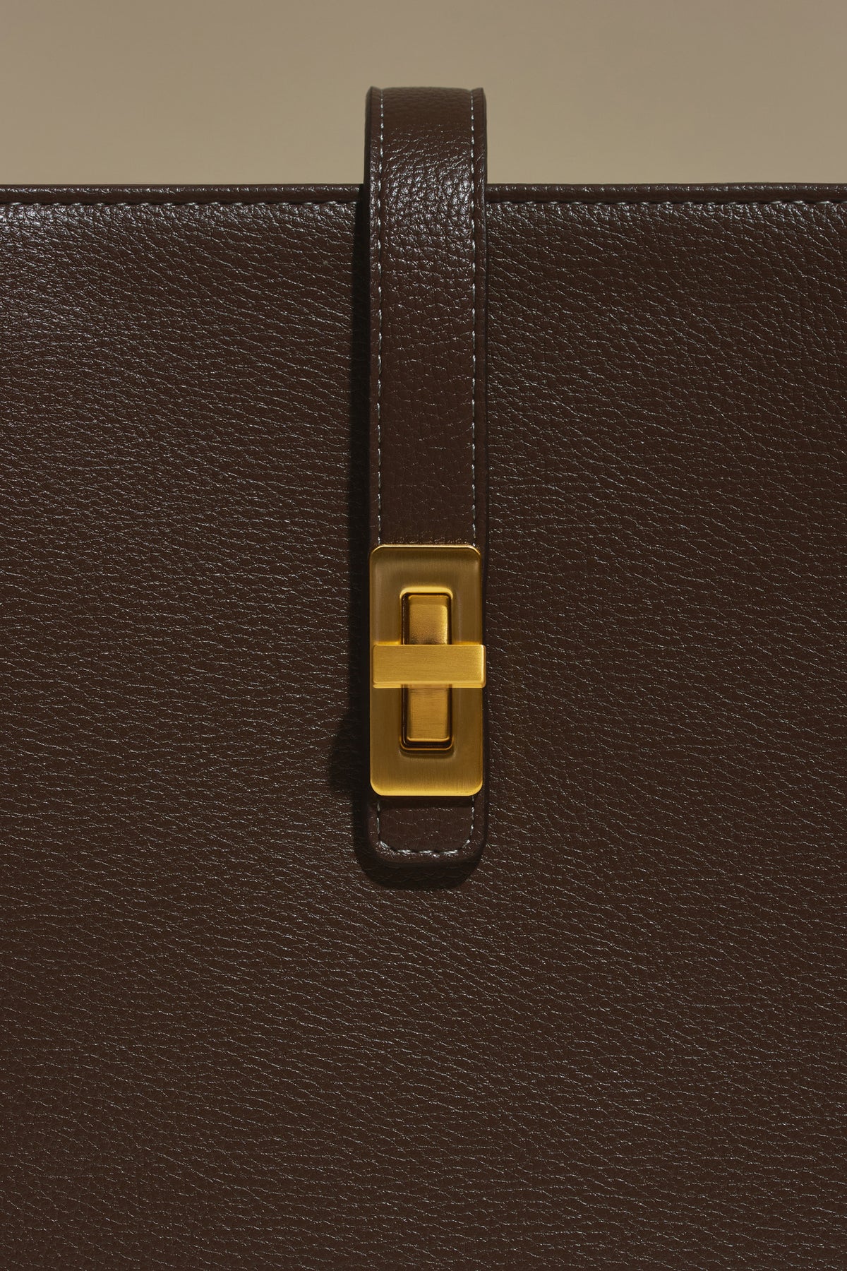 Firenze · Matilda L Walnut (Gold)