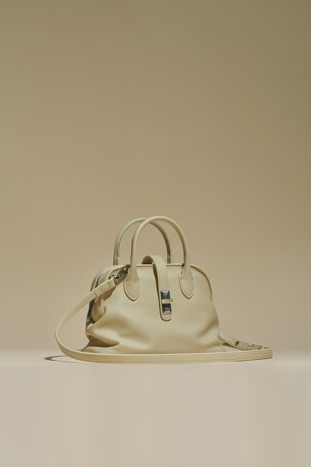 Firenze · Gabrielle Bowling Ivory