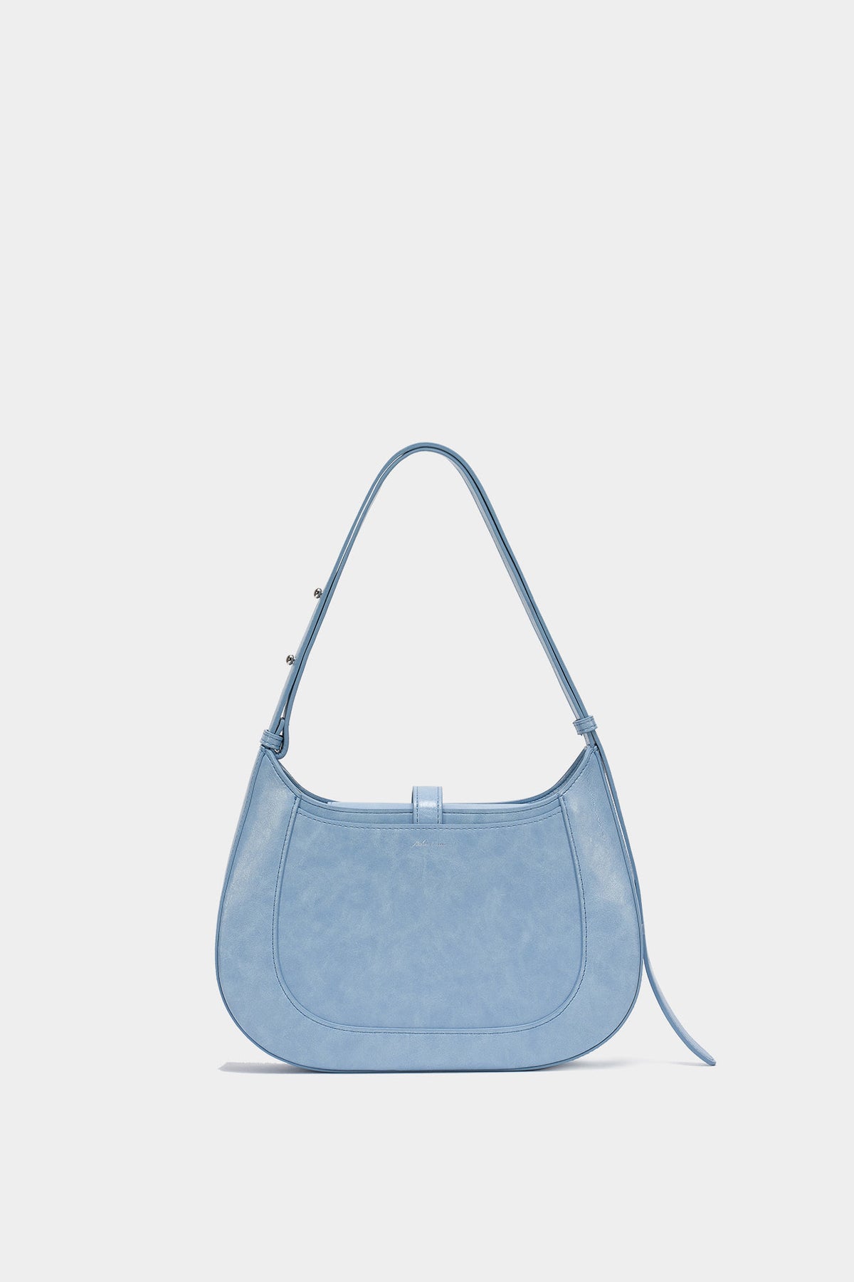 Atelier Classic · Amanda M Blue