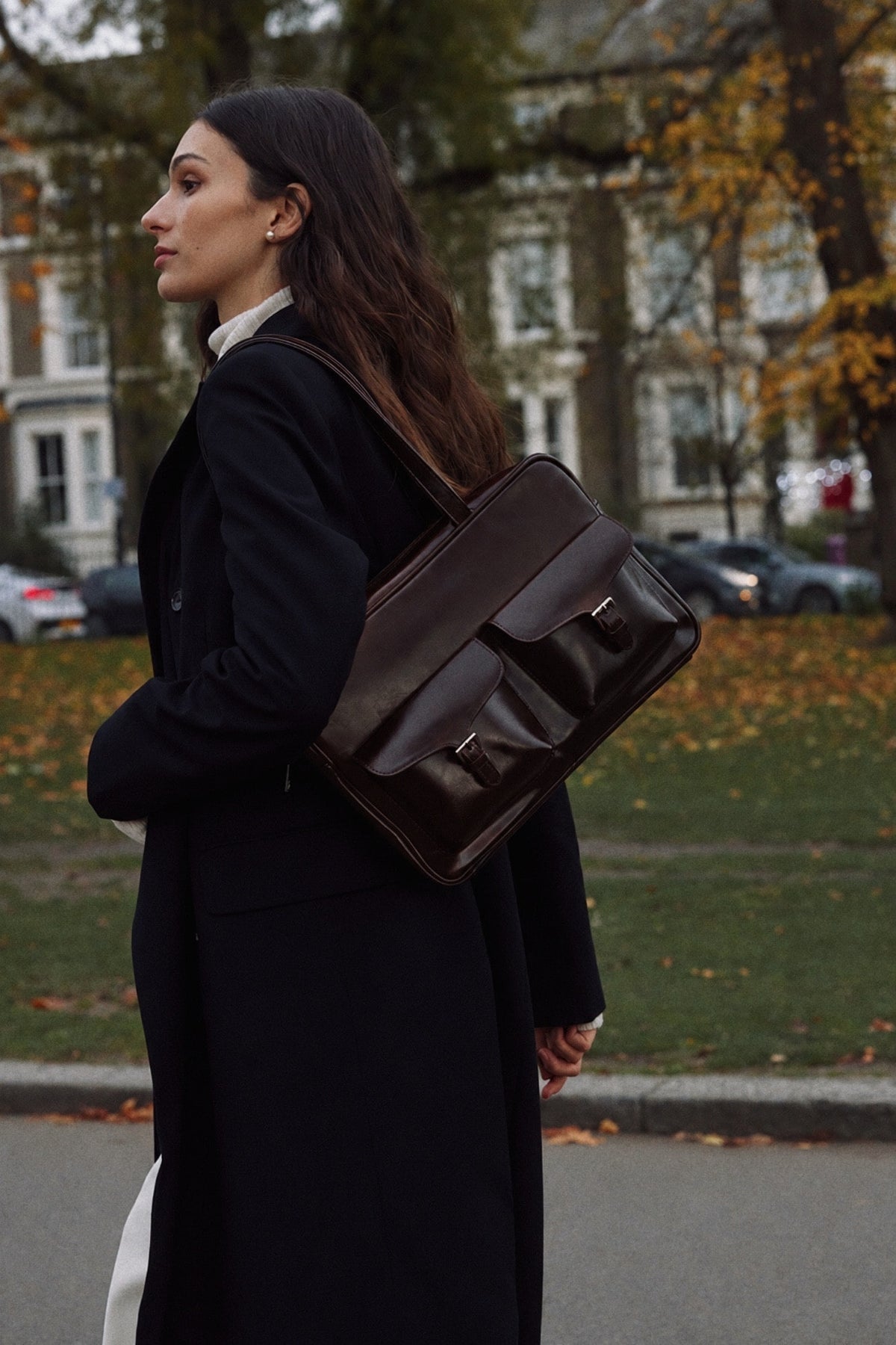 Classic · Pocket L Dark brown