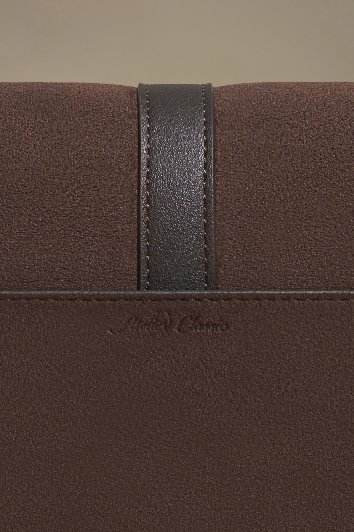 Suede · Baguette M Suede Walnut