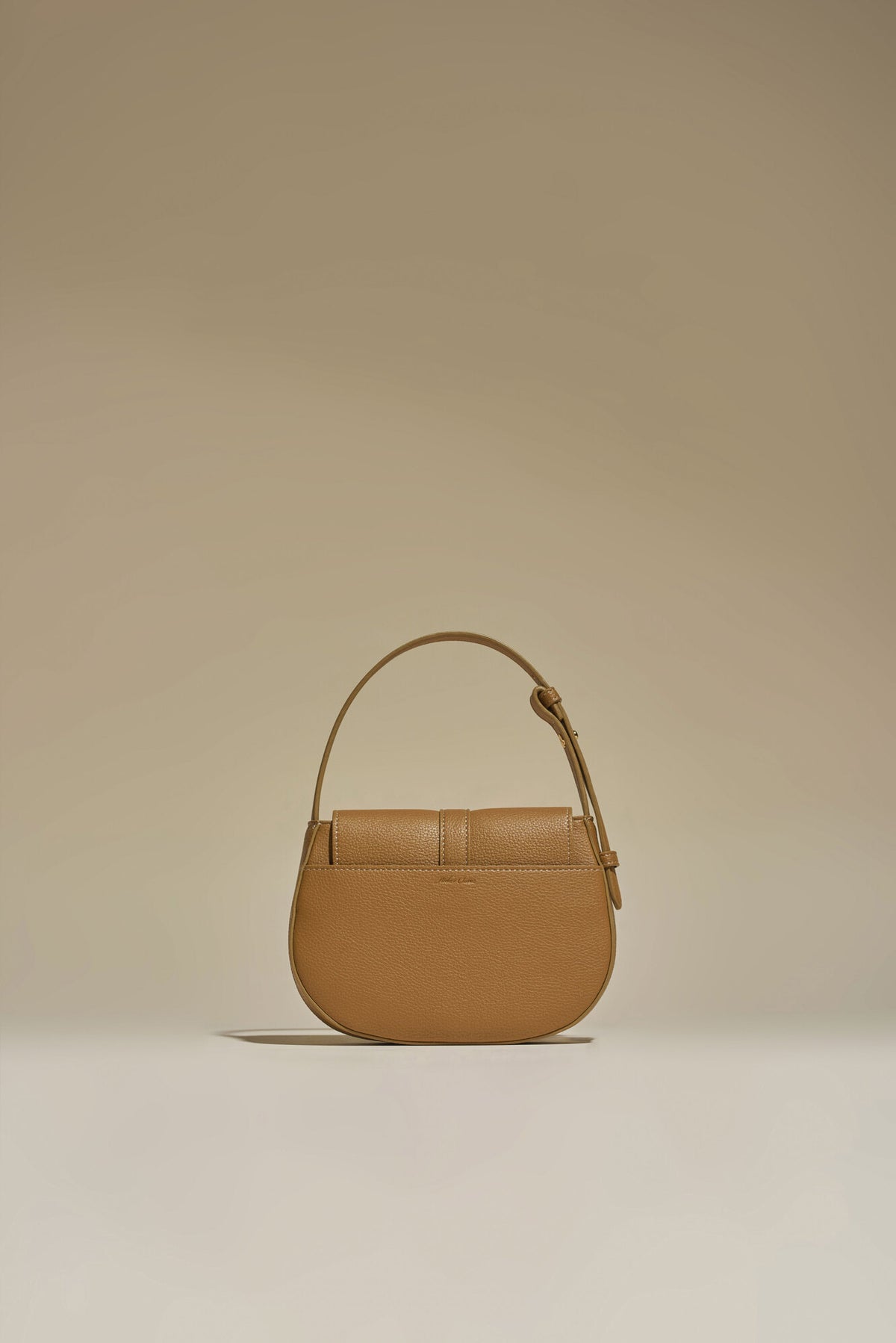 Firenze · Amanda S Camel (Gold)