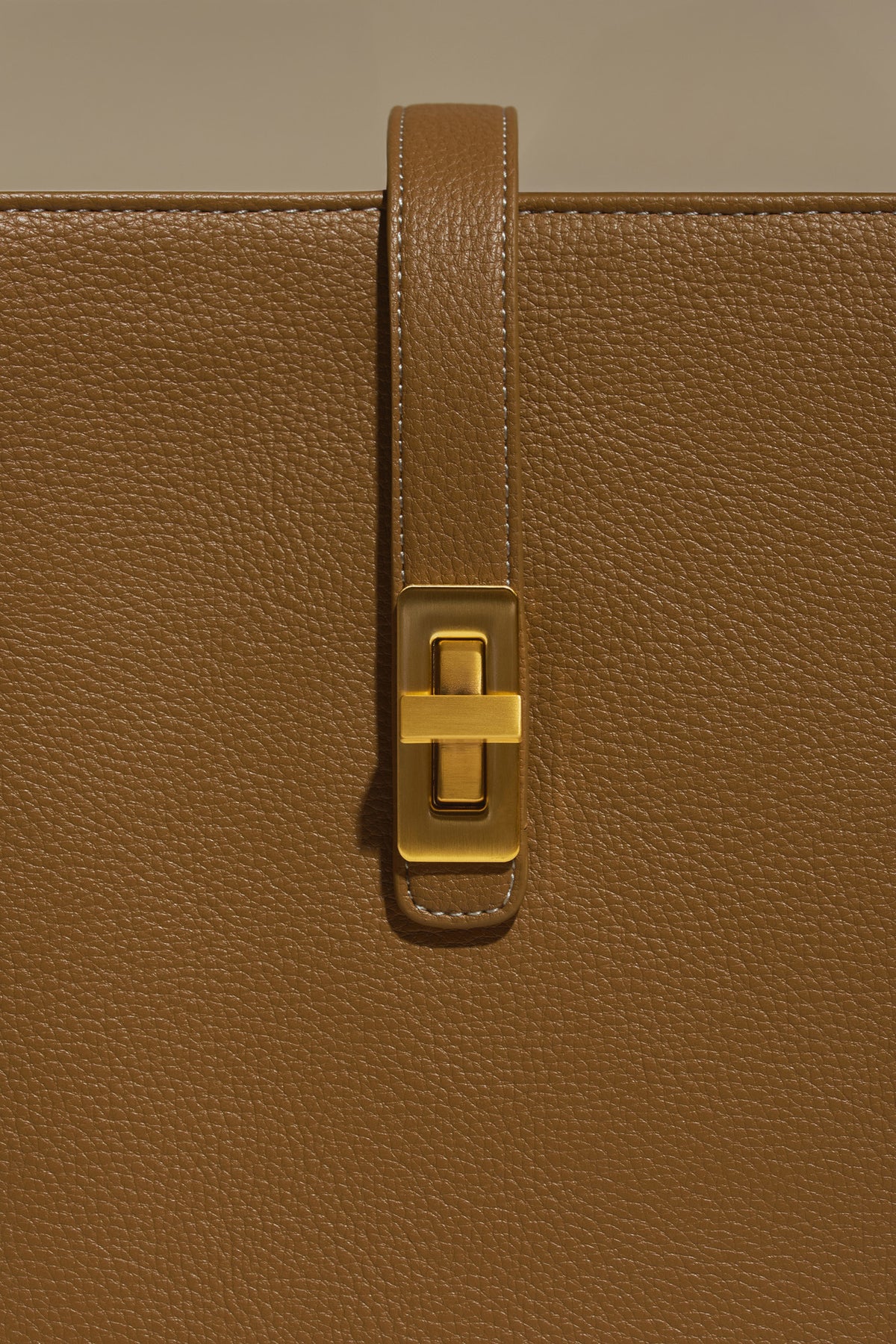Firenze · Matilda L Camel (Gold)