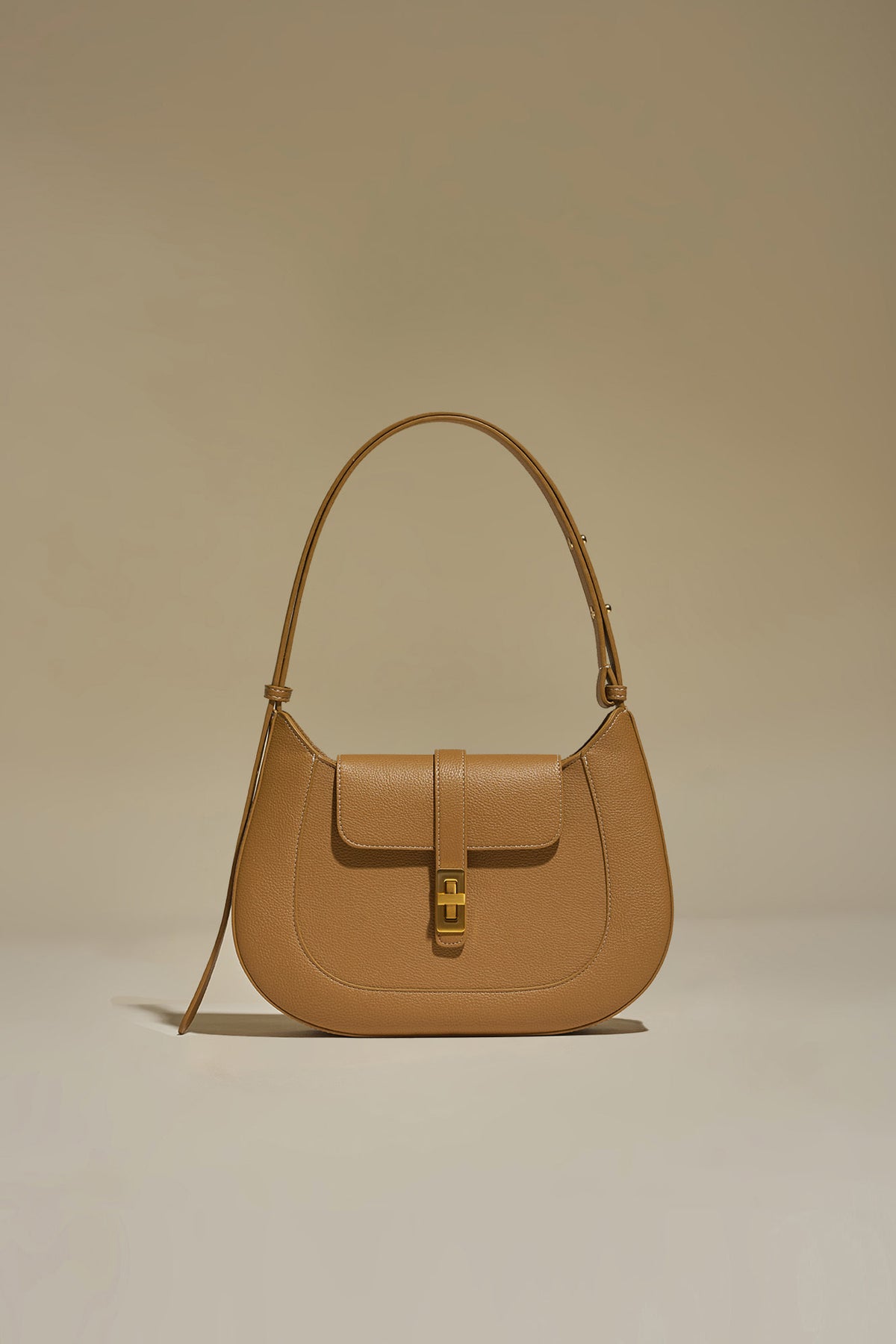 Firenze · Amanda M Camel (Gold)