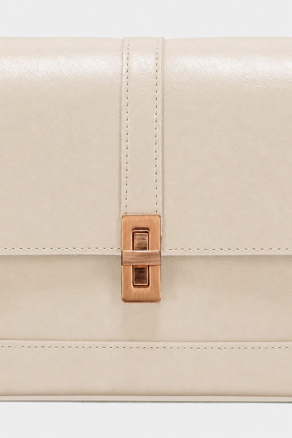 Classic · Baguette M Ivory