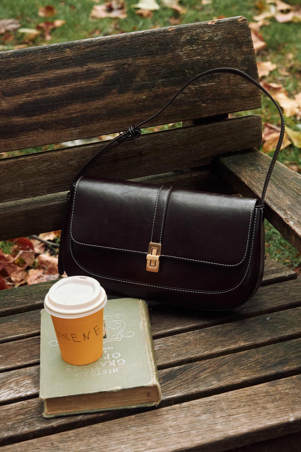 Classic · Baguette M Dark brown (stitch)