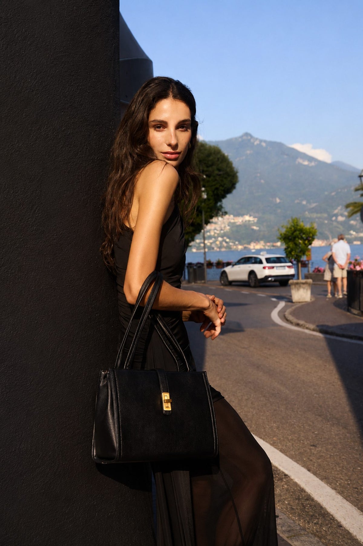 Firenze · Matilda M Black (Gold)