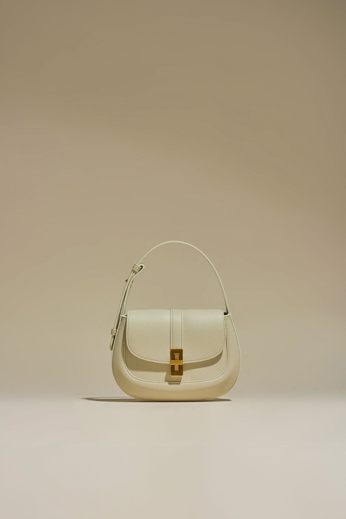 Firenze · Amanda S Ivory (Gold)