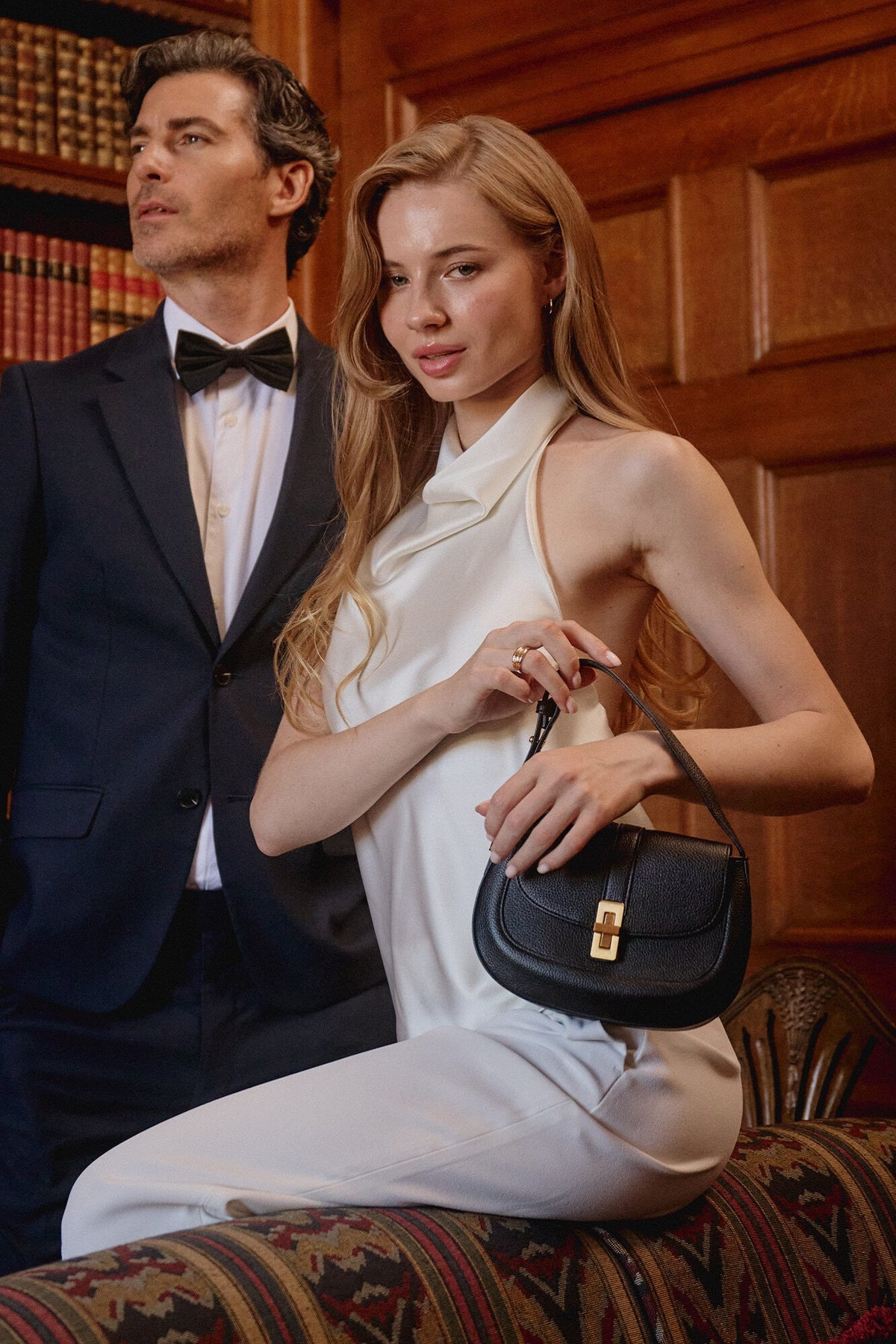 Firenze · Amanda S Black (Gold)