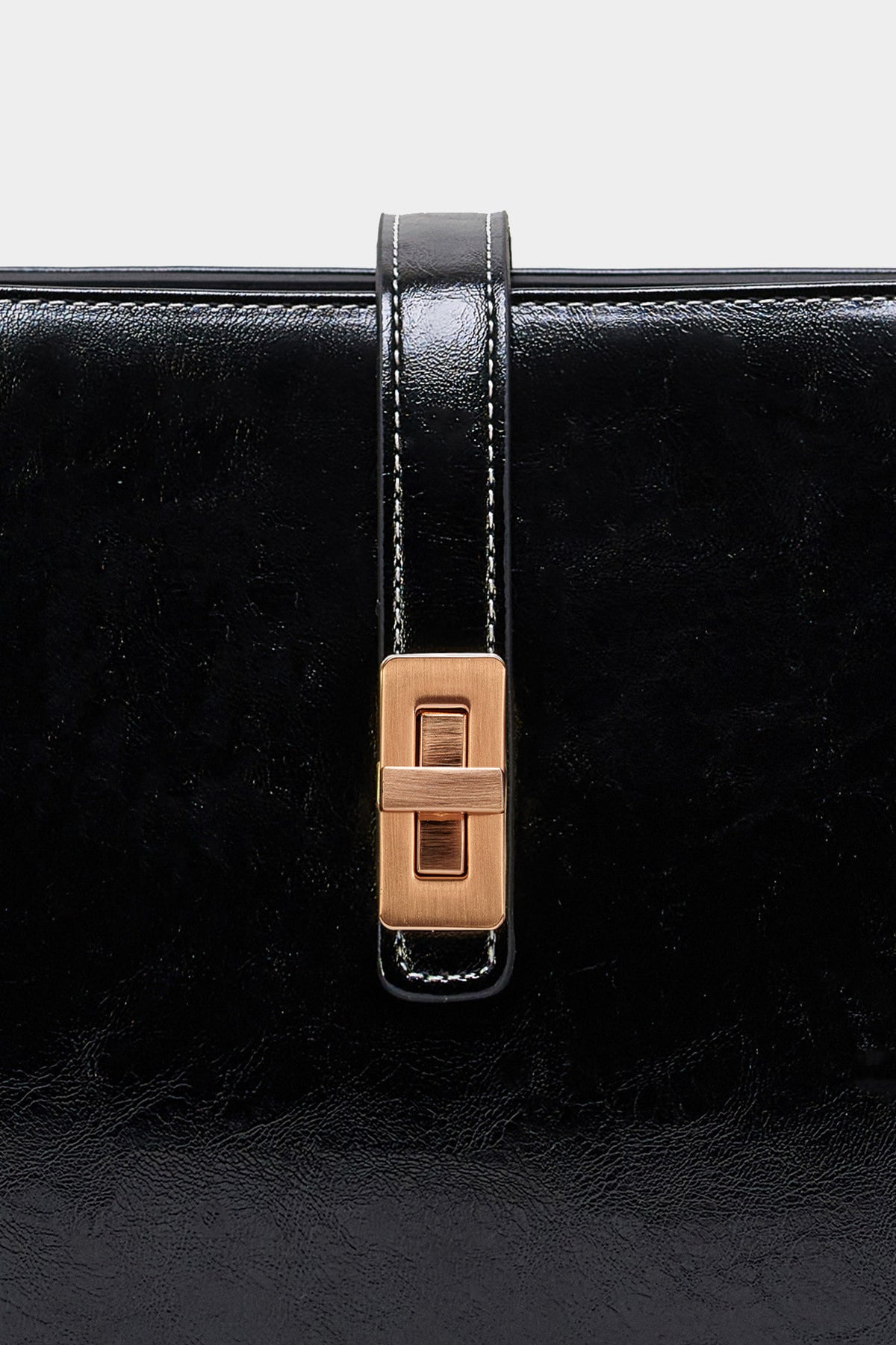 Classic · Matilda L Black (stitch)