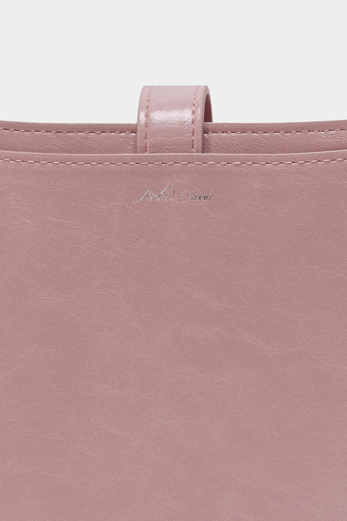 Atelier Classic · Amanda M Pink