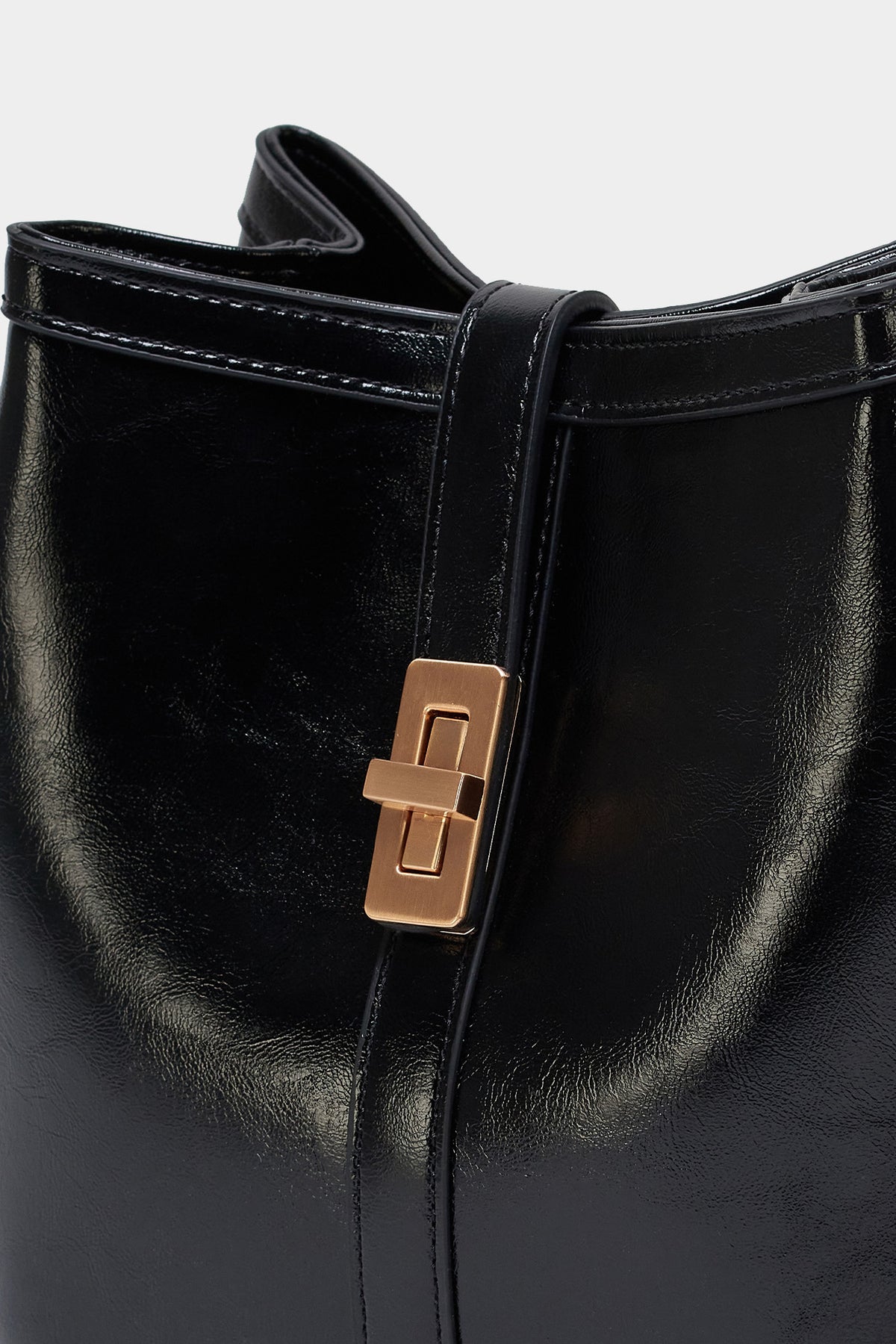 Atelier Classic · Carol Backpack Black (Gold)