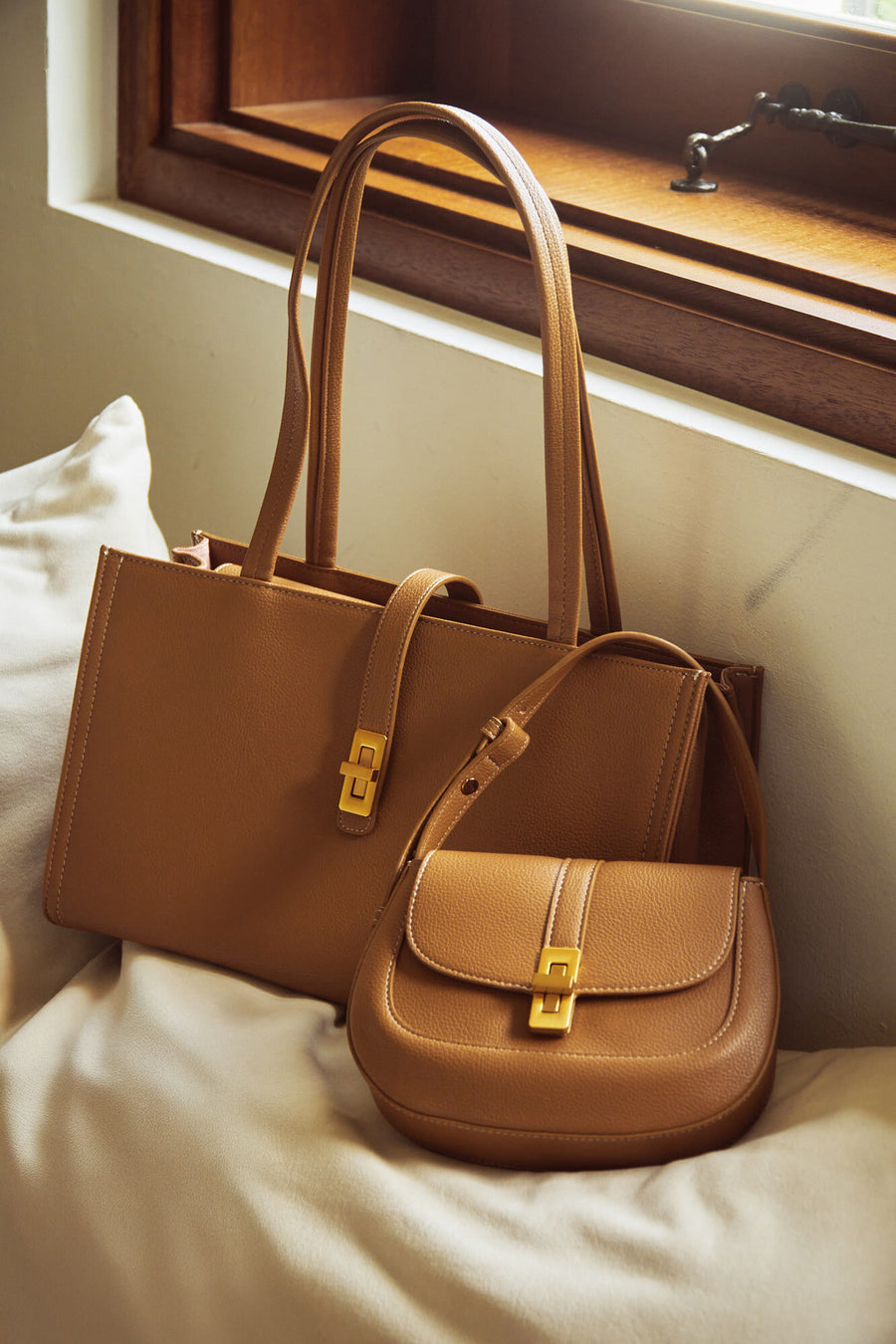 Firenze · Matilda L Camel (Gold)