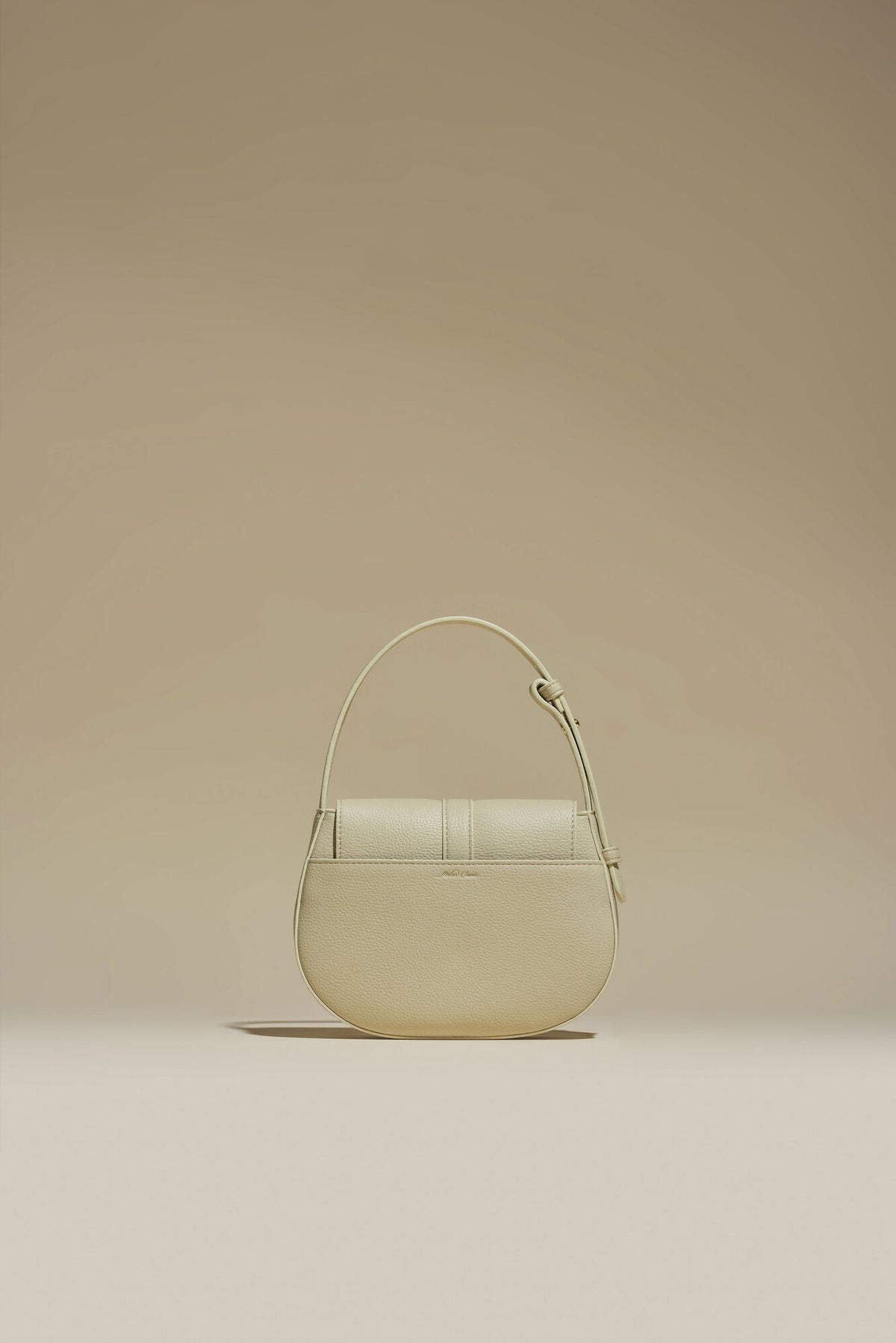 Firenze · Amanda S Ivory (Gold)