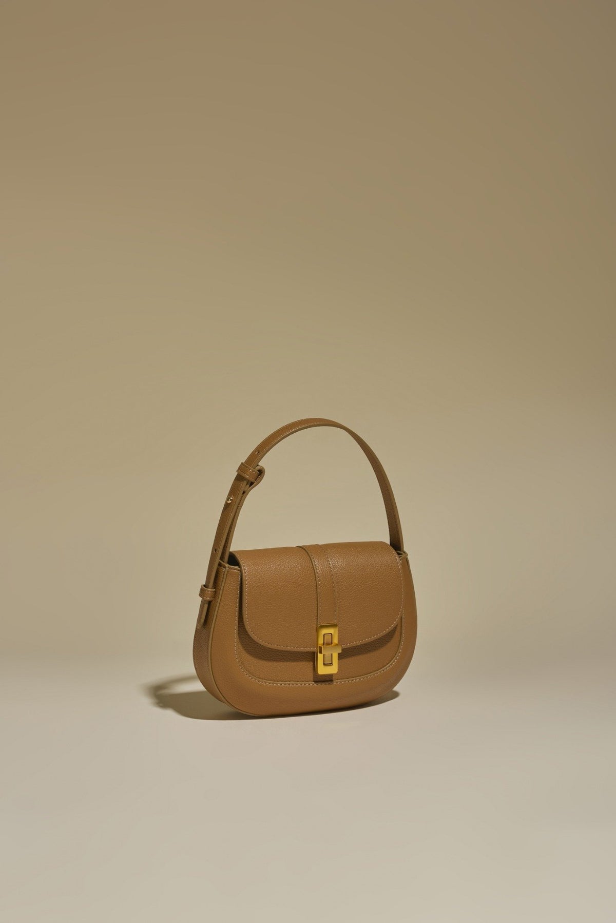 Firenze · Amanda S Camel (Gold)