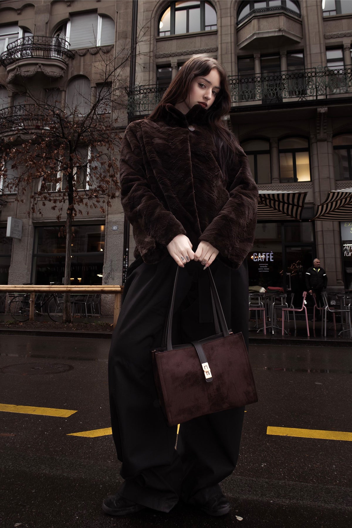 Suede · Matilda M Suede Walnut