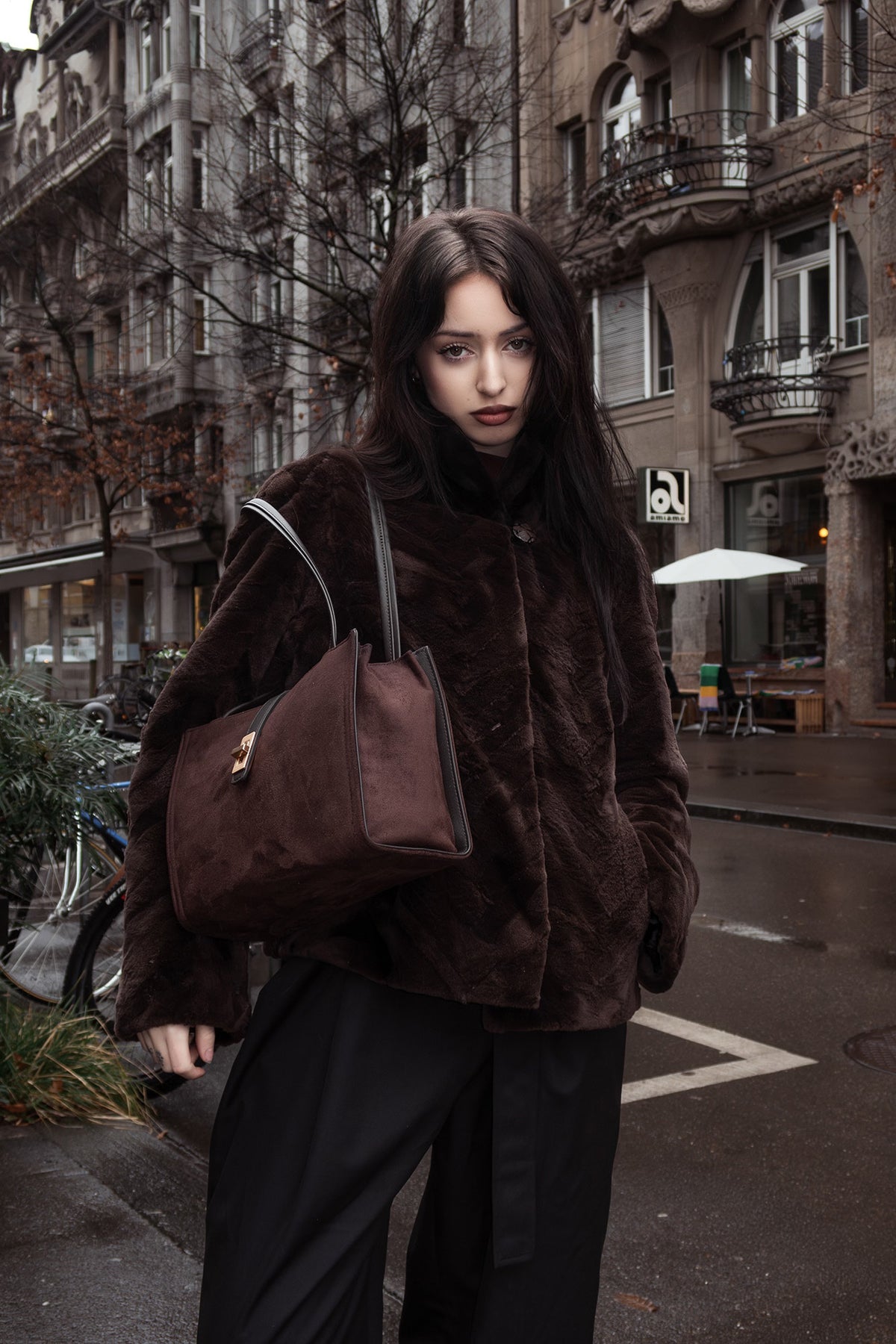 Suede · Matilda M Suede Walnut