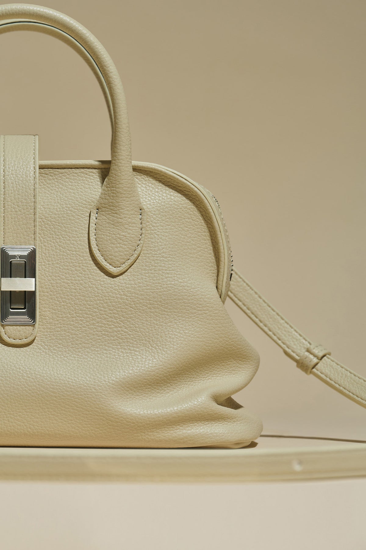 Firenze · Gabrielle Bowling Ivory