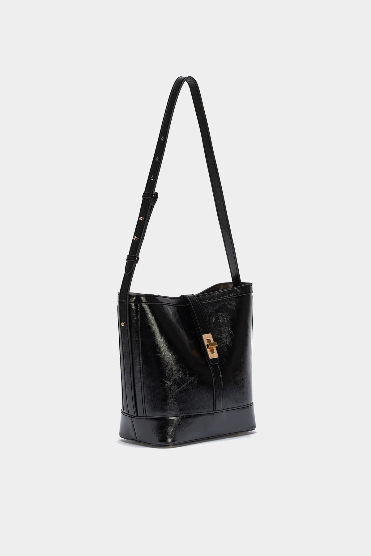 Classic · Bucket Black