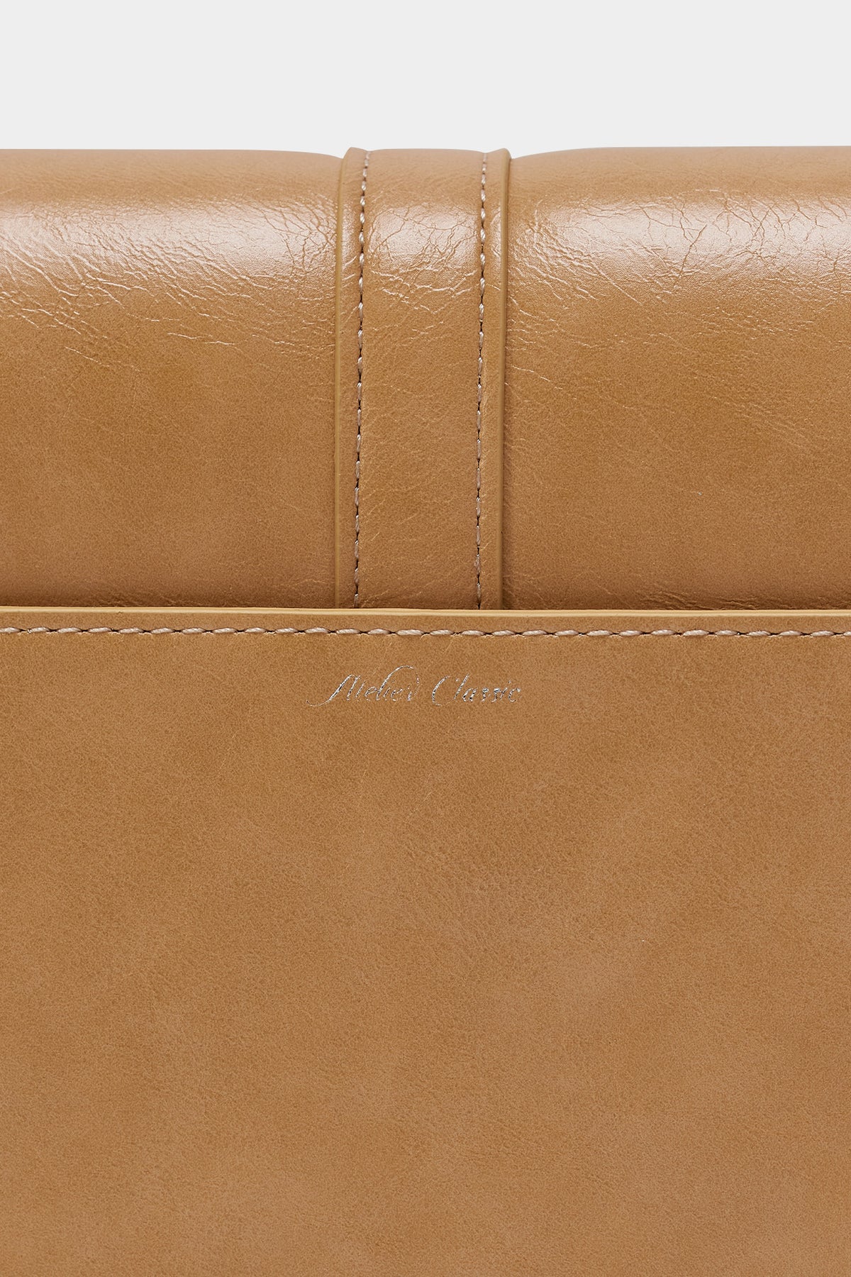 Atelier Classic · Baguette M Butter