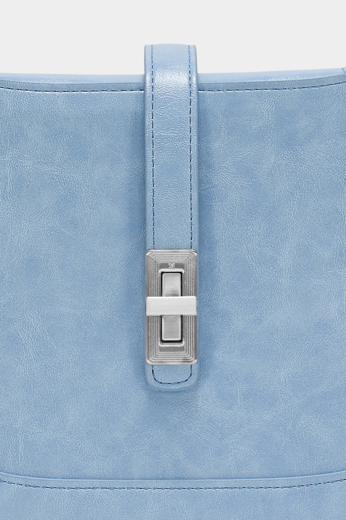 Atelier Classic · Amanda M Blue