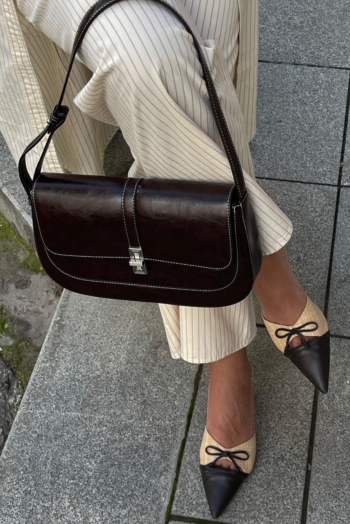 Atelier Classic · Baguette M Stitch Dark Brown