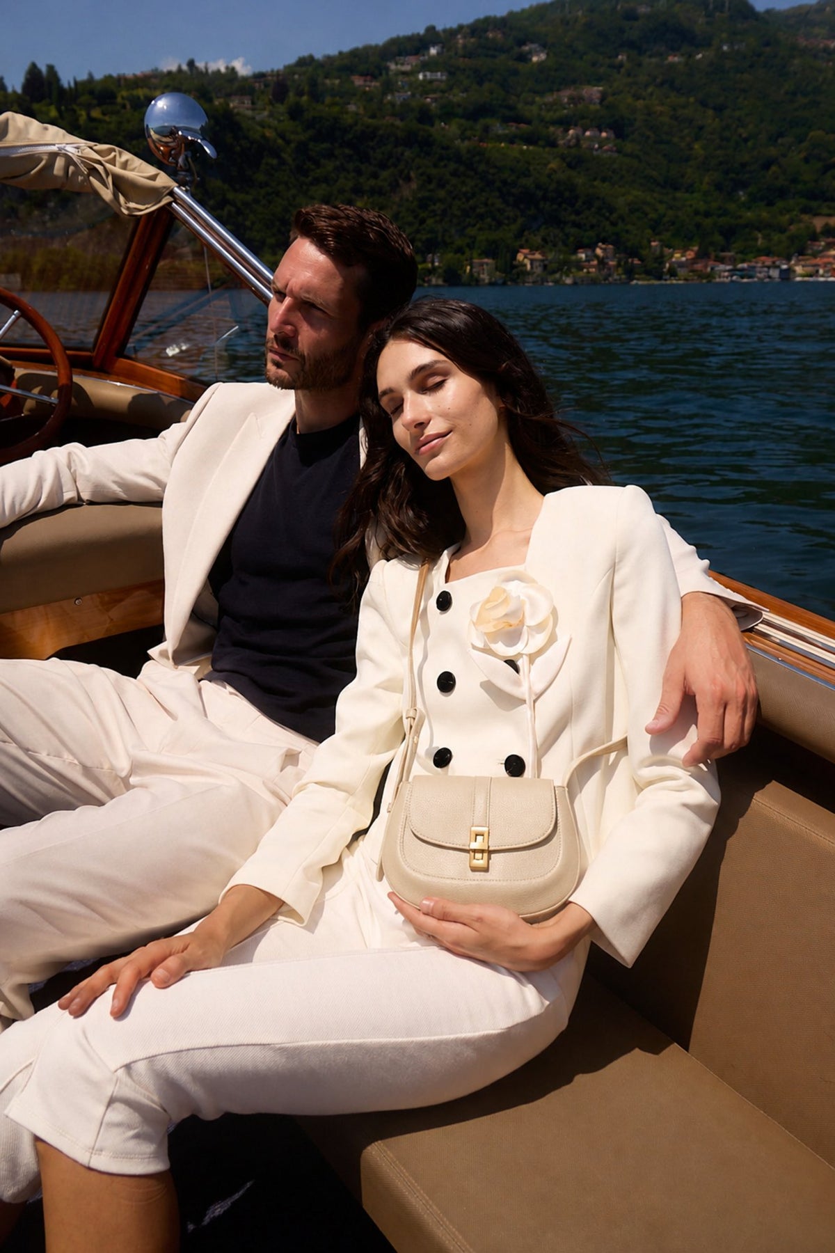 Firenze · Amanda S Ivory (Gold)