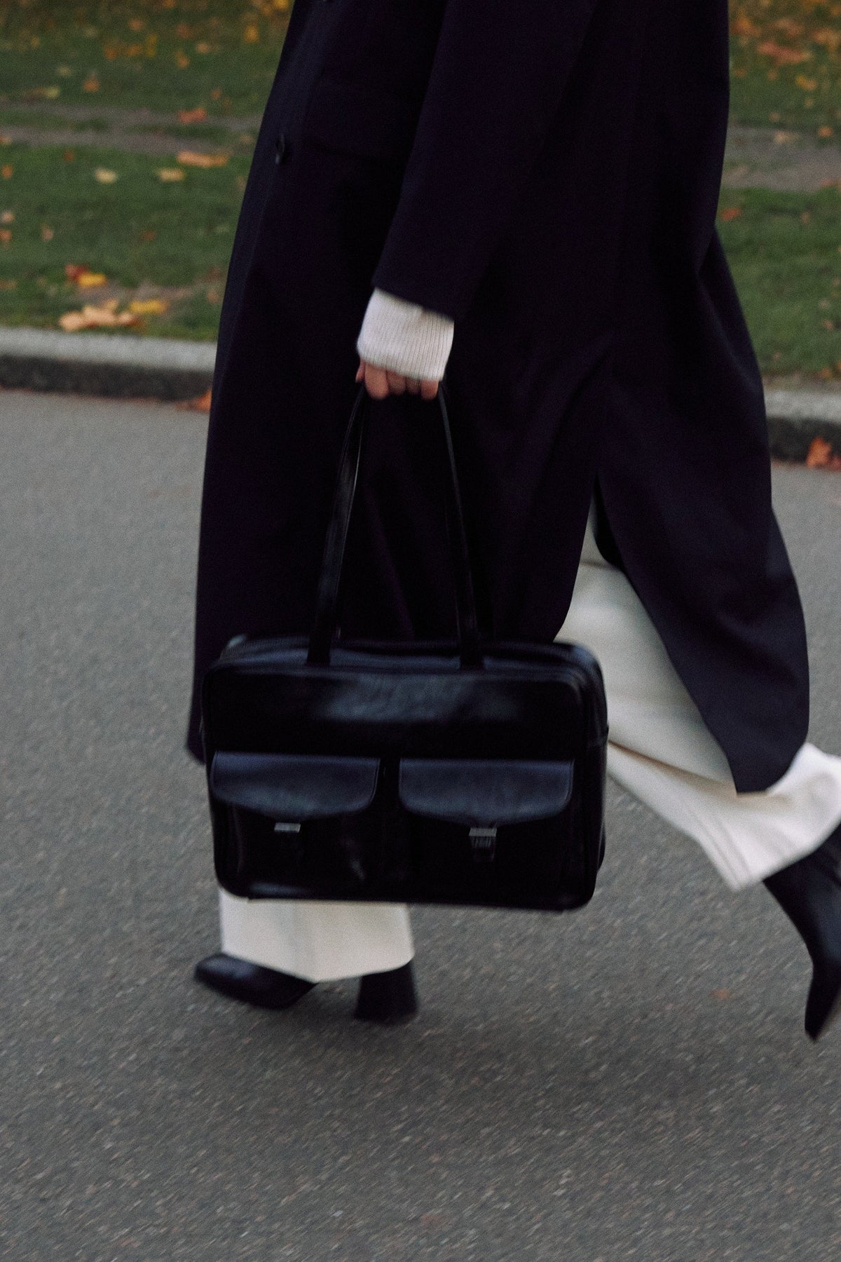 Classic · Pocket L Black
