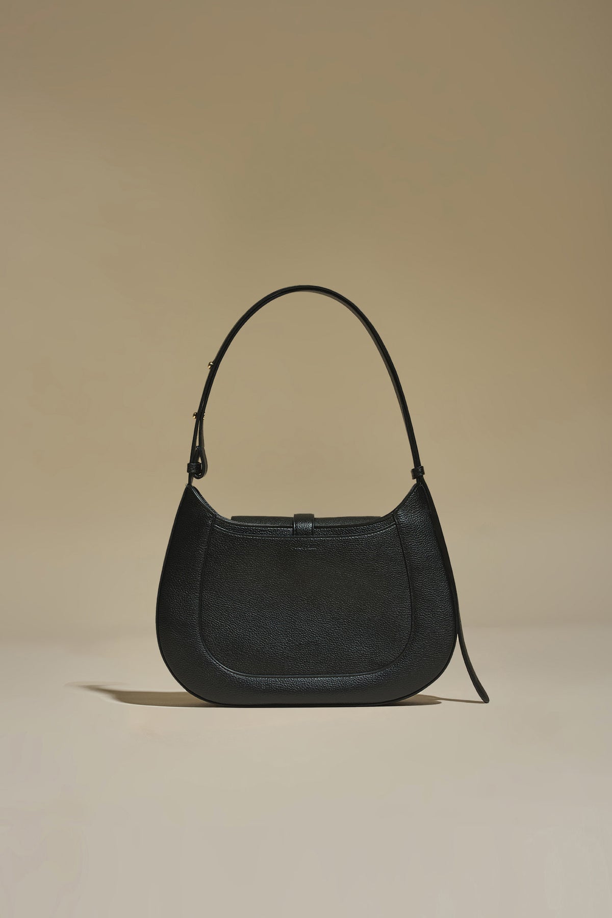 Firenze · Amanda M Black (Gold)